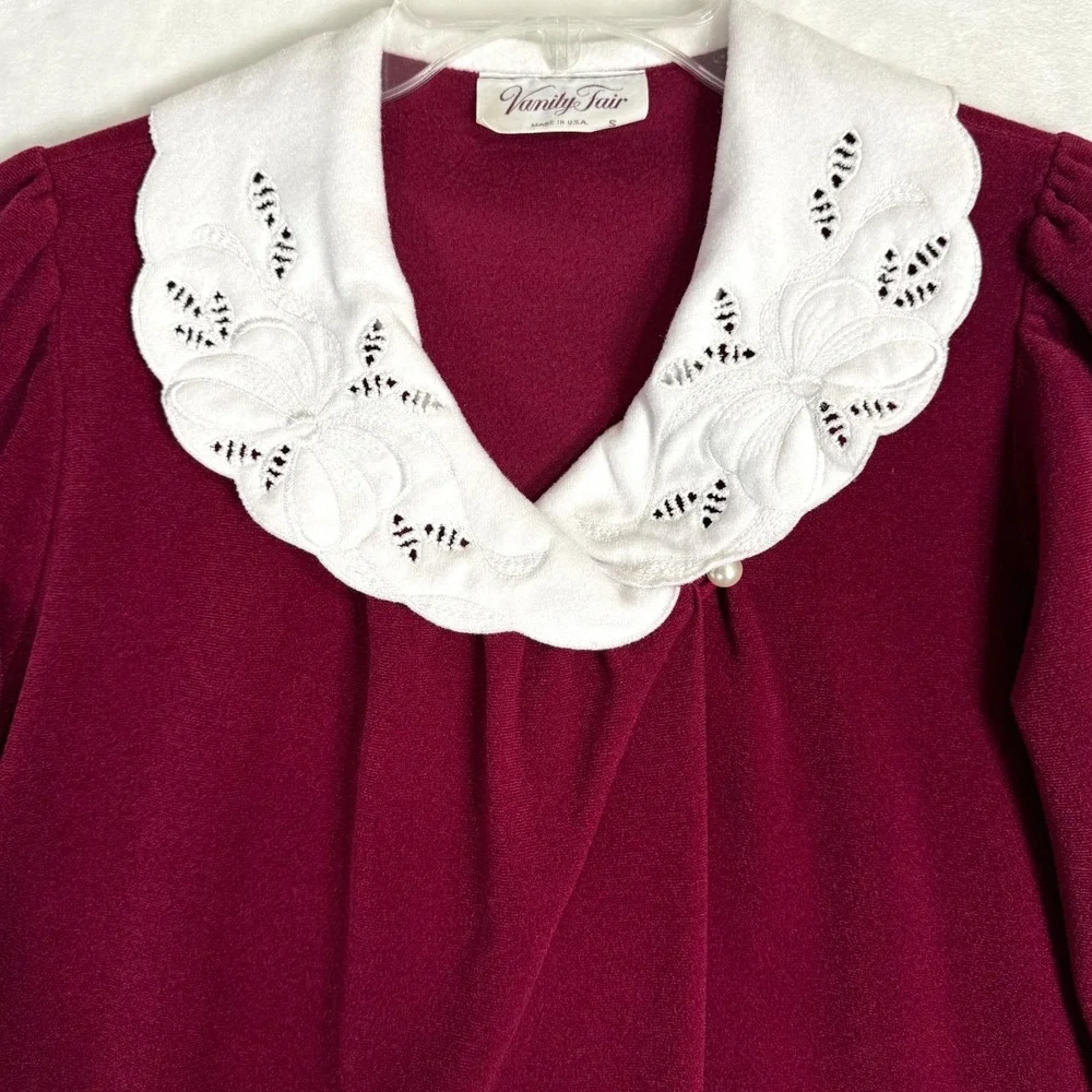Vintage 70s Vanity Fair Burgundy Maxi Housecoat‎ Robe 1/3 Zip Embroidered Size S